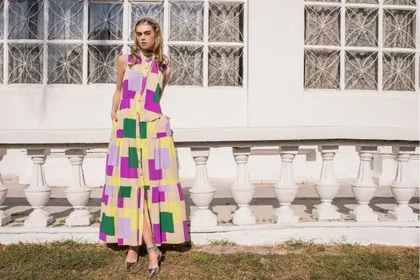 Tendência da moda 2025:10 looks que estão em alta